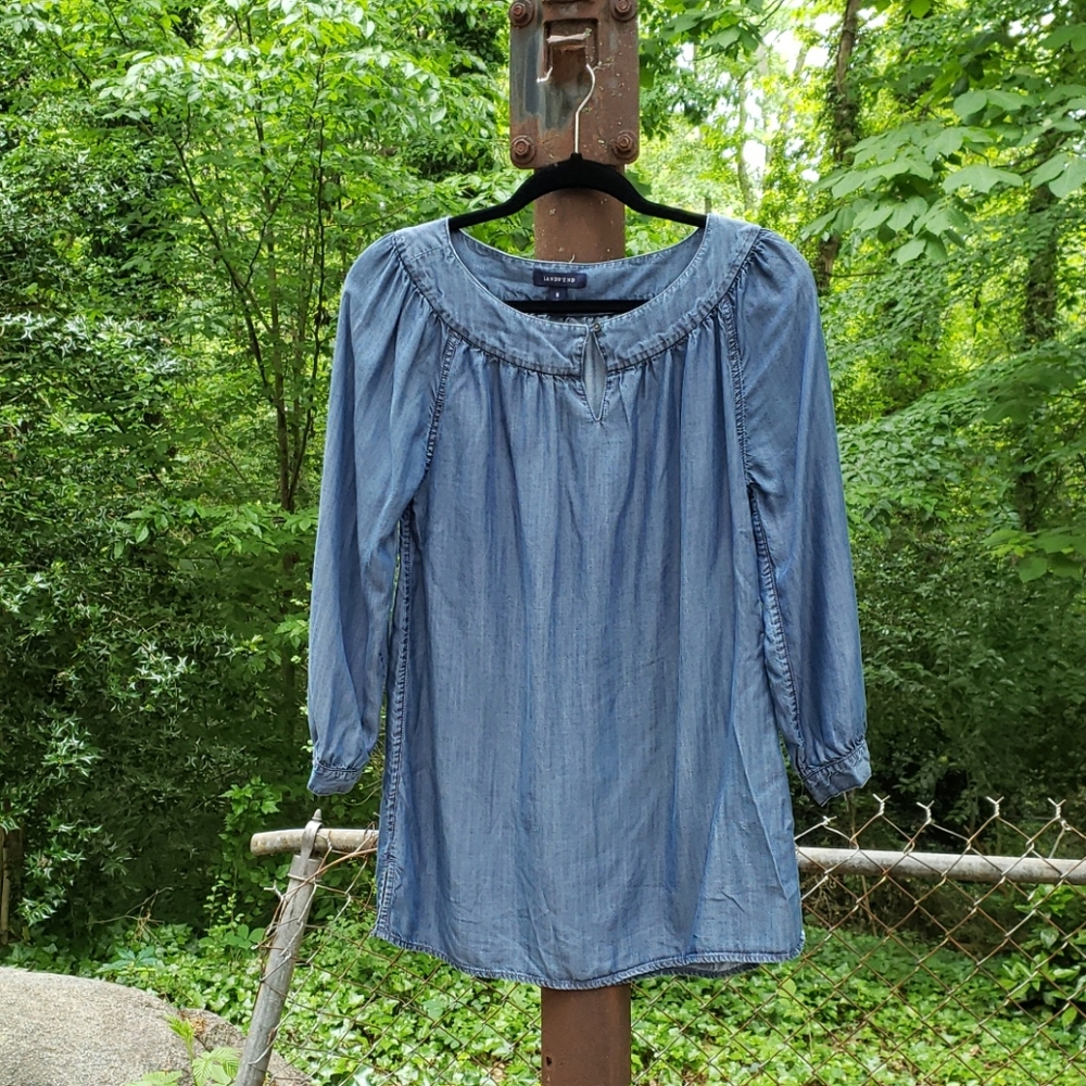 Beautiful Land's End Tencil Top